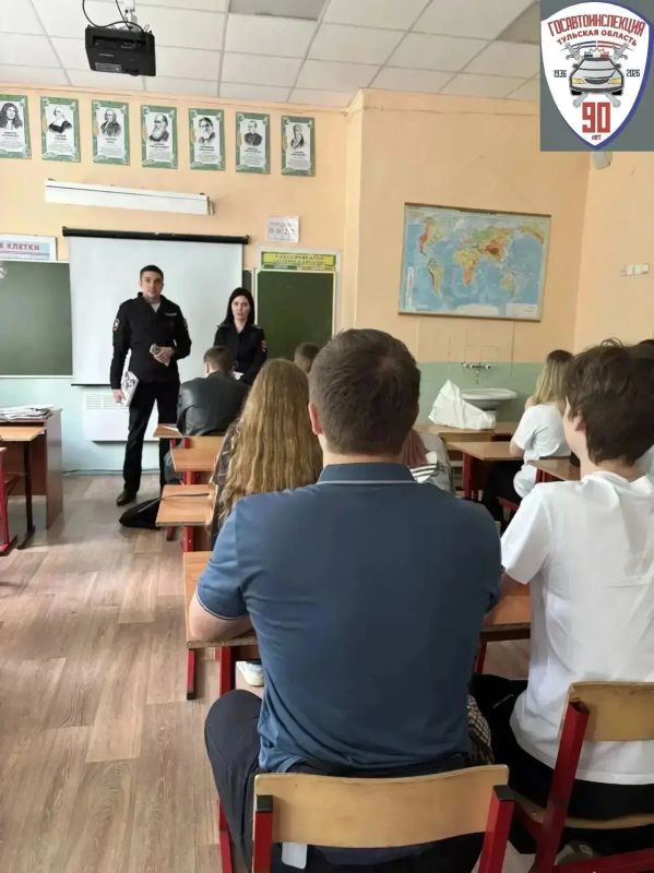 В Международный день защиты детей, 1 июня, сотрудники Госавтоинспекции города Тулы провели для юных жителей областного центра настоящее праздничное мероприятие В Международный день защиты детей, 1 июня, сотрудники Госавтоинспекции города Тулы провели для юных жителей областного центра настоящее праздничное мероприятие