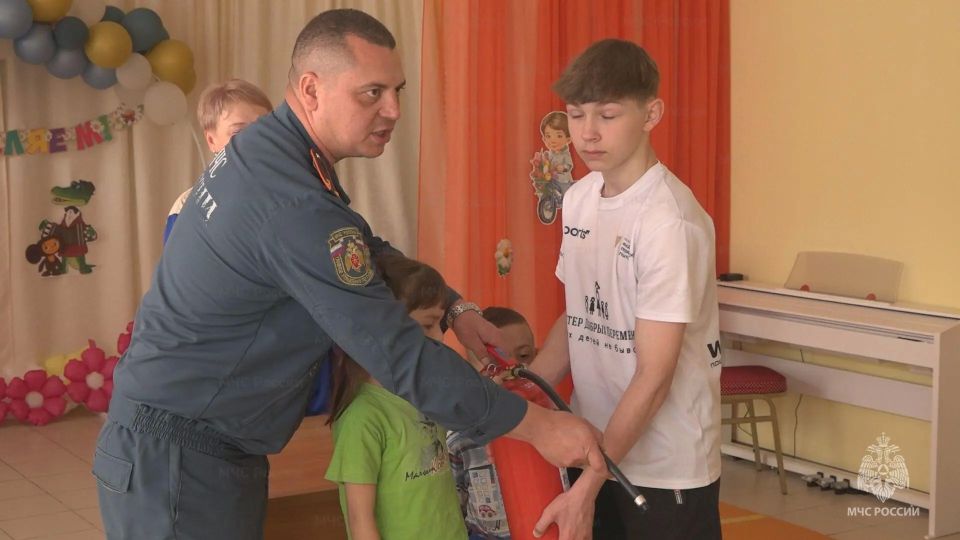 Безопасность детей: праздник и обучающие уроки Безопасность детей: праздник и обучающие уроки