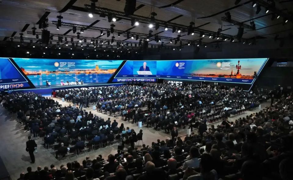Дмитрий Миляев: #ПМЭФ2026. Завершился XXIX Петербургский международный экономический форум Все планы, которые перед нами стояли, мы выполнили Дмитрий Миляев: #ПМЭФ2026. Завершился XXIX Петербургский международный экономический форум Все планы, которые перед нами стояли, мы выполнили