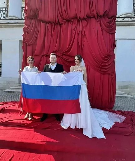 Ещё раз переживем яркие моменты этого дня Ещё раз переживем яркие моменты этого дня