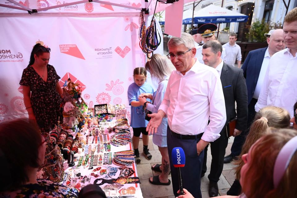 Дмитрий Миляев: Сегодня на стенде Национального центра «Россия» посетил мероприятия, посвященные Дню Россия Дмитрий Миляев: Сегодня на стенде Национального центра «Россия» посетил мероприятия, посвященные Дню Россия