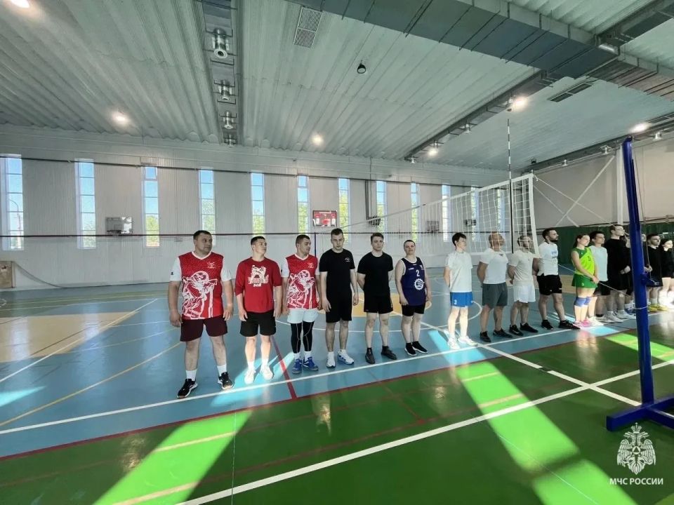 #МЧСзаЗОЖ. Спорт, единство, победа: сотрудники 4 пожарно-спасательного отряда взяли бронзу на марафоне «Земля спорта — 2026» #МЧСзаЗОЖ. Спорт, единство, победа: сотрудники 4 пожарно-спасательного отряда взяли бронзу на марафоне «Земля спорта — 2026»