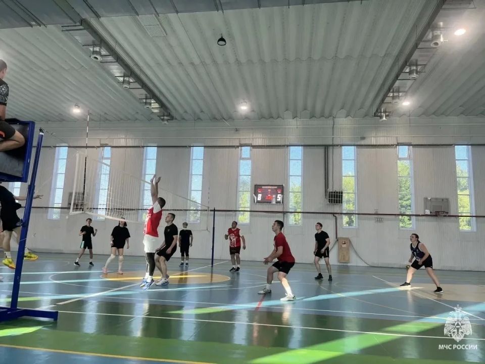 #МЧСзаЗОЖ. Спорт, единство, победа: сотрудники 4 пожарно-спасательного отряда взяли бронзу на марафоне «Земля спорта — 2026» #МЧСзаЗОЖ. Спорт, единство, победа: сотрудники 4 пожарно-спасательного отряда взяли бронзу на марафоне «Земля спорта — 2026»