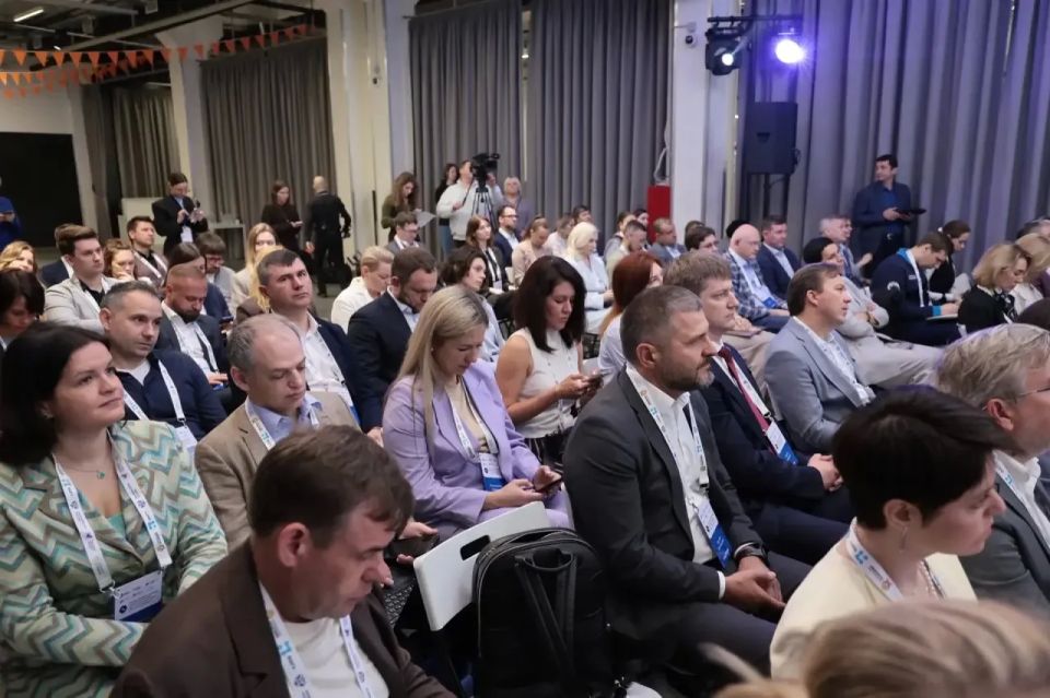 Дмитрий Миляев: Принял участие в седьмом модуле Программы развития кадрового управленческого резерва в области науки, технологий и высшего образования оперативного уровня Дмитрий Миляев: Принял участие в седьмом модуле Программы развития кадрового управленческого резерва в области науки, технологий и высшего образования оперативного уровня