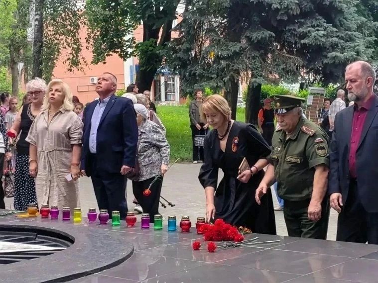 Илья Беспалов: Почтили память погибших в годы Великой Отечественной войны Илья Беспалов: Почтили память погибших в годы Великой Отечественной войны