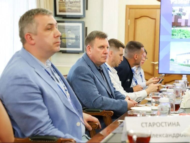 Илья Беспалов: Встретился с участниками программы развития федерального кадрового резерва Илья Беспалов: Встретился с участниками программы развития федерального кадрового резерва