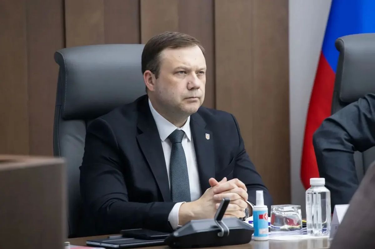 Михаил Пантелеев провел заседание комиссии по безопасности дорожного движения в Тульской области Михаил Пантелеев провел заседание комиссии по безопасности дорожного движения в Тульской области
