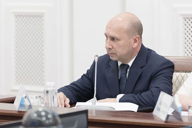 Губернатор Дмитрий Миляев провел заседание Совета по реализации государственной демографической и семейной политики Губернатор Дмитрий Миляев провел заседание Совета по реализации государственной демографической и семейной политики