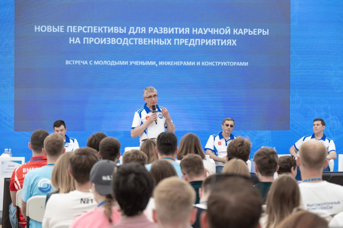 «Тульская земля всегда вам рада»: Губернатор Дмитрий Миляев поздравил победителей форума «Инженеры будущего – 2026» «Тульская земля всегда вам рада»: Губернатор Дмитрий Миляев поздравил победителей форума «Инженеры будущего – 2026»