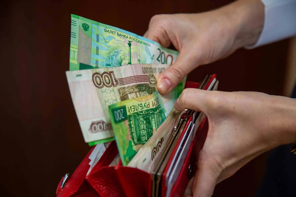 В Тульской области сильнее всего выросли зарплаты у юристов