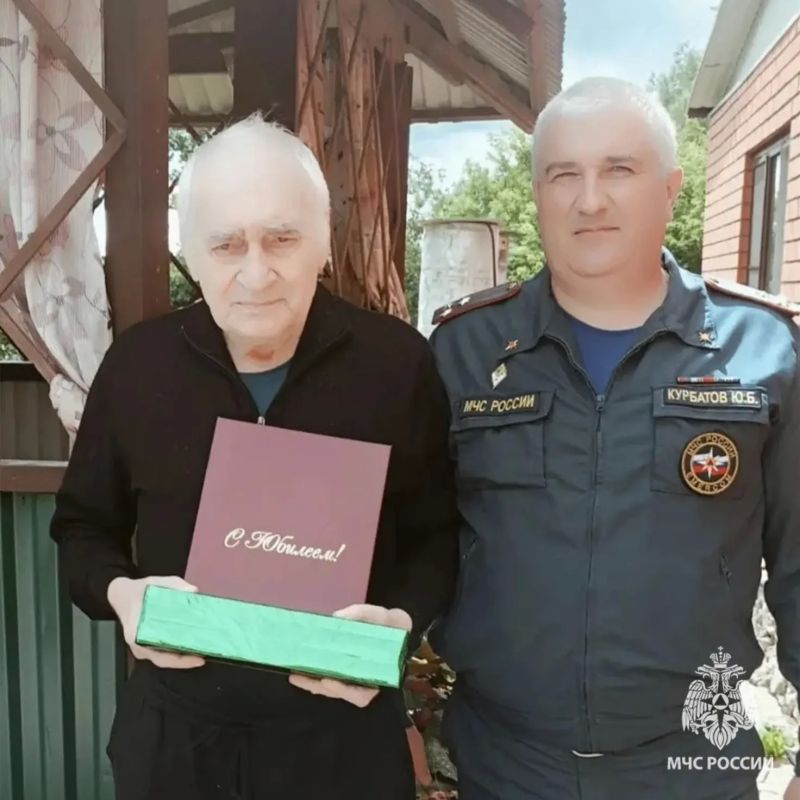 #ВетераныМЧС. Полвека преданности пожарной охране: ветеран службы Валерий Ногин отмечает 75-летний юбилей Сотрудники Главного управления МЧС России по Тульской области поздравляют с 75-летним юбилеем ветерана пожарной охраны...