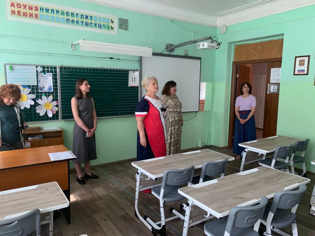 Первый заместитель председателя Тульской городской Думы, член фракции «Единая Россия» Анастасия Дементьева в составе межведомственной комиссии проверила готовность первого корпуса МБОУ «Центр образования № 34 имени Героя... Первый заместитель председателя Тульской городской Думы, член фракции «Единая Россия» Анастасия Дементьева в составе межведомственной комиссии проверила готовность первого корпуса МБОУ «Центр образования № 34 имени Героя...