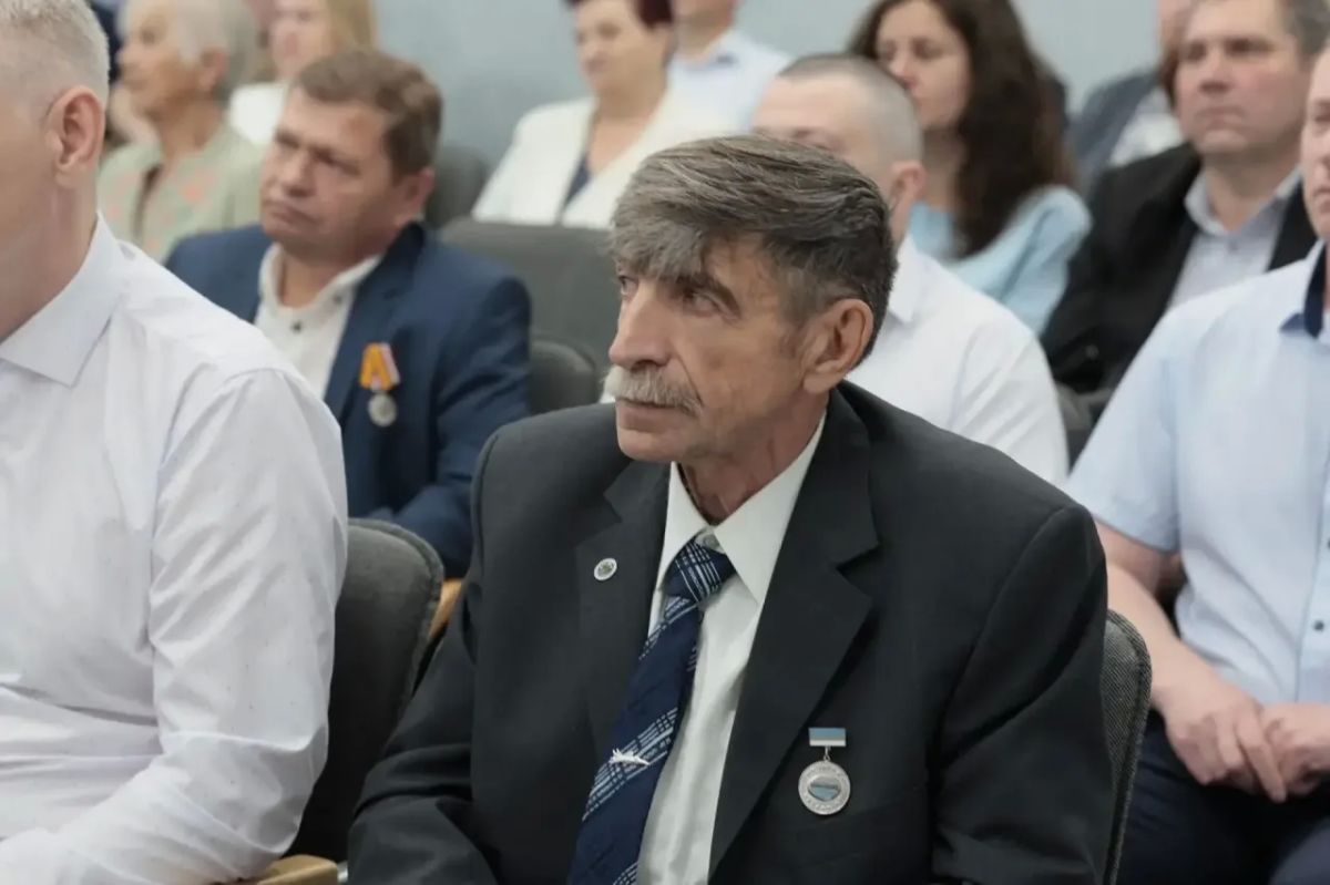 Дмитрий Миляев: Металлург — звучит гордо!. В преддверии профессионального праздника поздравил сотрудников предприятий Промышленно-металлургического холдинга Дмитрий Миляев: Металлург — звучит гордо!. В преддверии профессионального праздника поздравил сотрудников предприятий Промышленно-металлургического холдинга