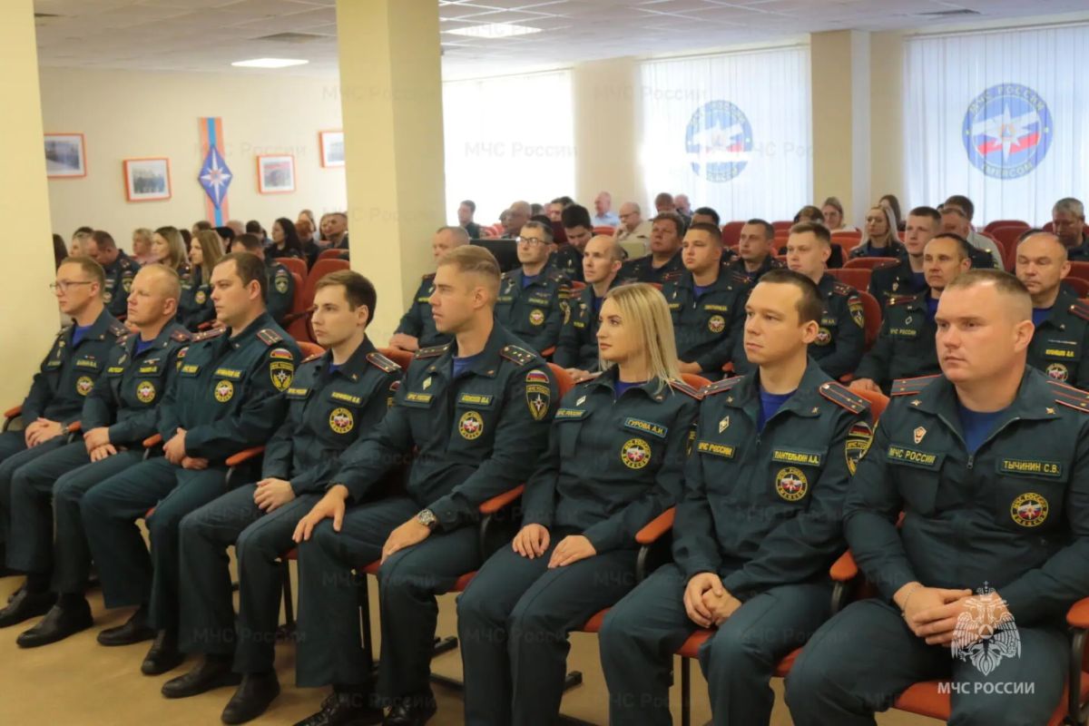 В ГУ МЧС России по Тульской области чествовали сотрудников государственного пожарного надзора В ГУ МЧС России по Тульской области чествовали сотрудников государственного пожарного надзора