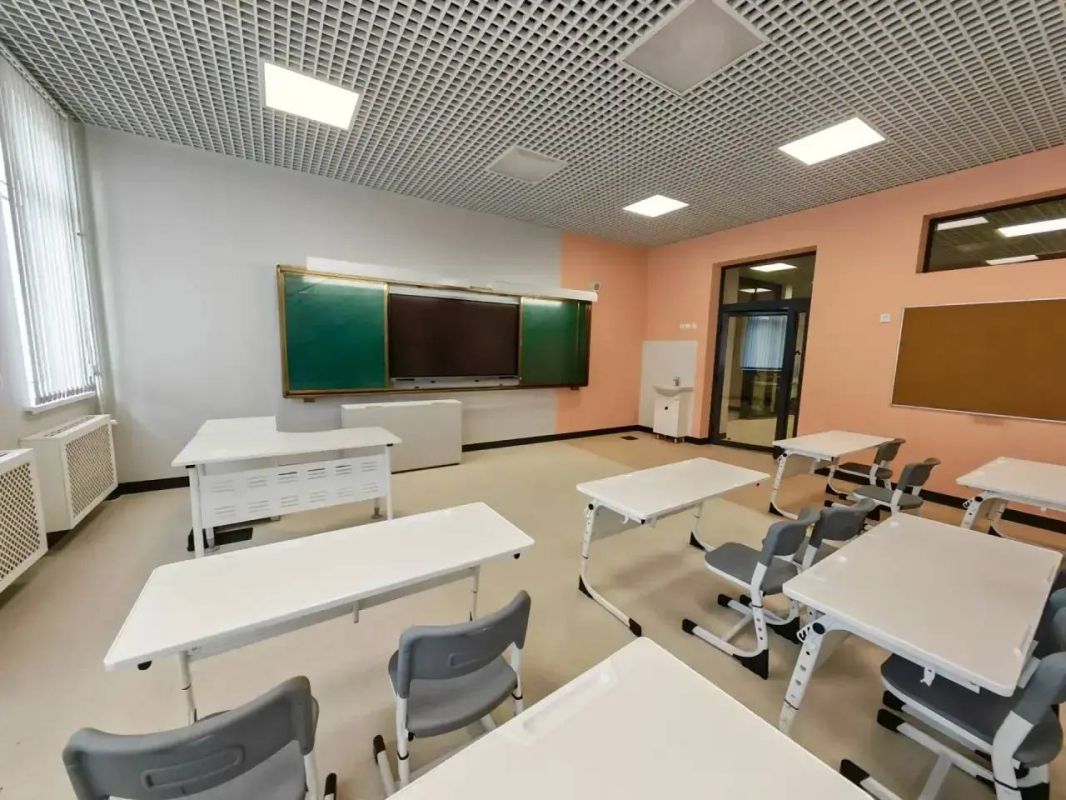 В Туле в ЖК «Суворовский-2» завершается возведение школы на 1100 мест В Туле в ЖК «Суворовский-2» завершается возведение школы на 1100 мест