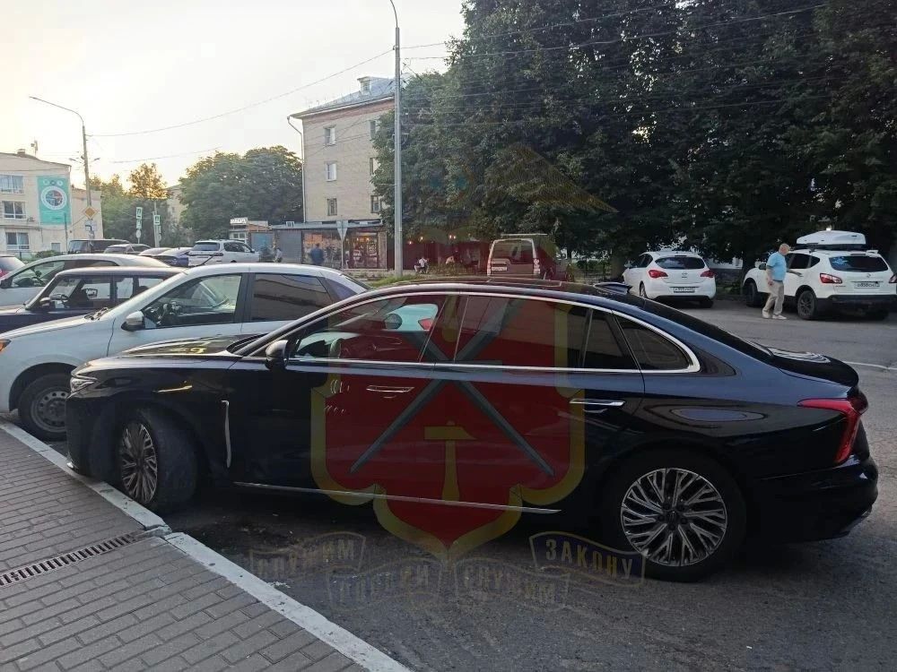 В Новомосковске по горячим следам задержали угонщика иномарки