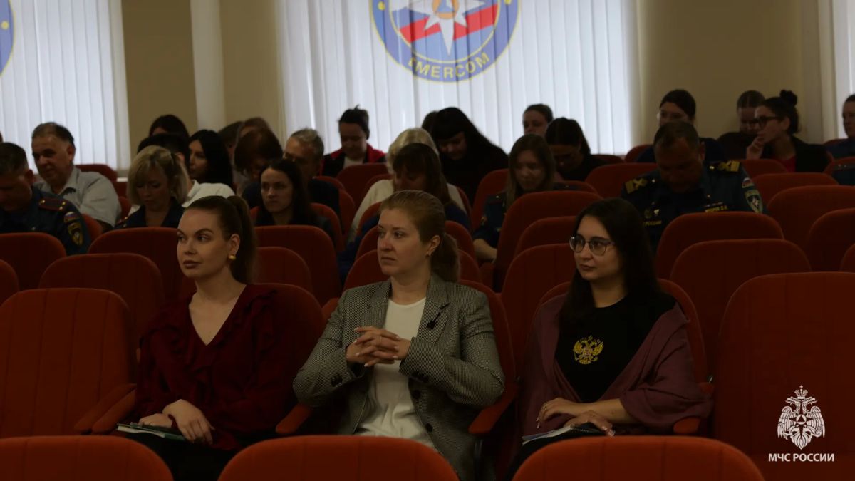 В ГУ МЧС России по Тульской области прошло занятие по теме Крещение Руси В ГУ МЧС России по Тульской области прошло занятие по теме Крещение Руси