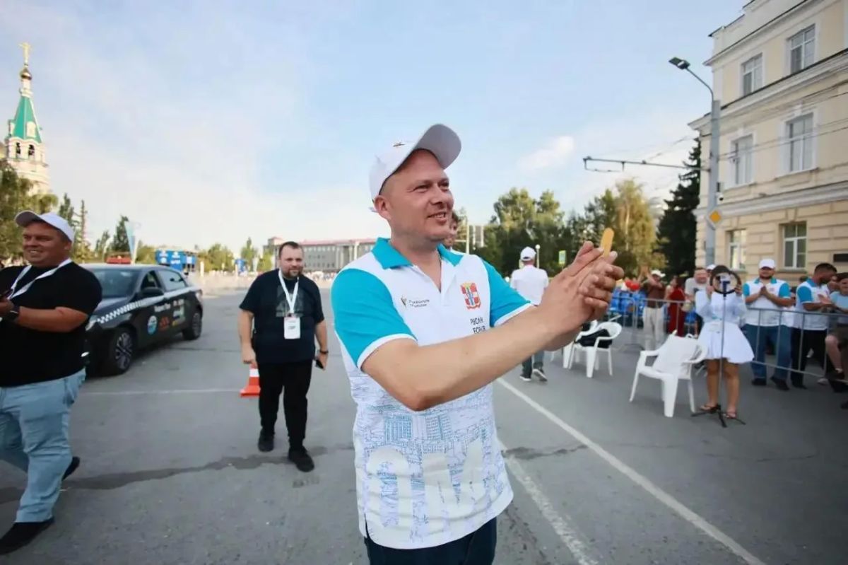 Туляк Руслан Тесаков стал лучшим таксистом России Туляк Руслан Тесаков стал лучшим таксистом России