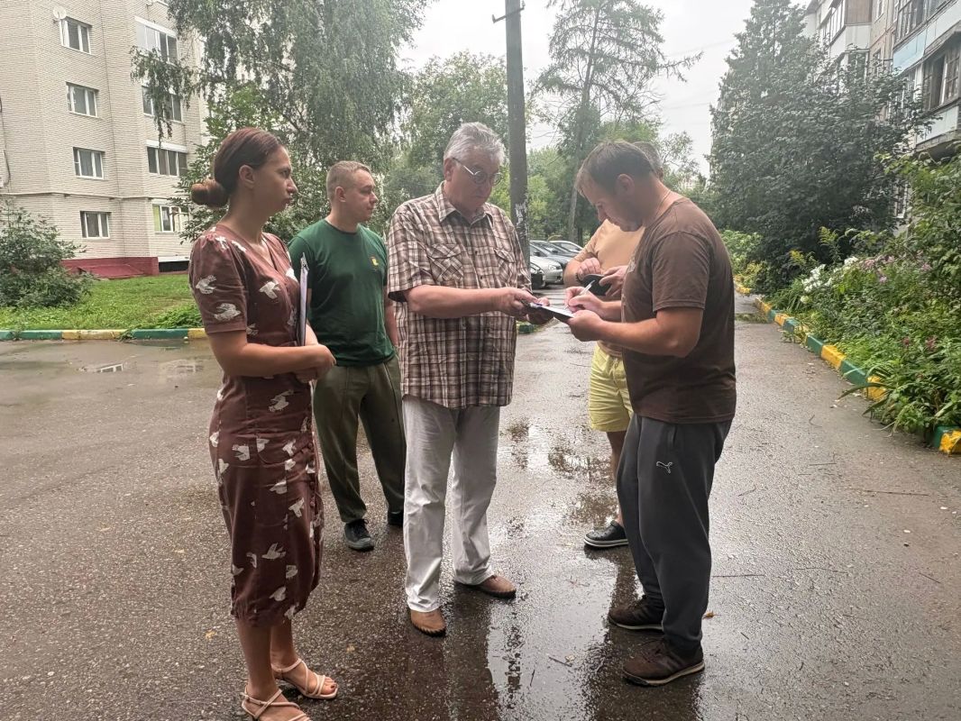 Заместитель председателя Тульской городской Думы, заместитель руководителя фракции «Единая Россия» Дарья Герасимова приняла участие в приемке работ, выполненных по муниципальному проекту «Наш город» Заместитель председателя Тульской городской Думы, заместитель руководителя фракции «Единая Россия» Дарья Герасимова приняла участие в приемке работ, выполненных по муниципальному проекту «Наш город»