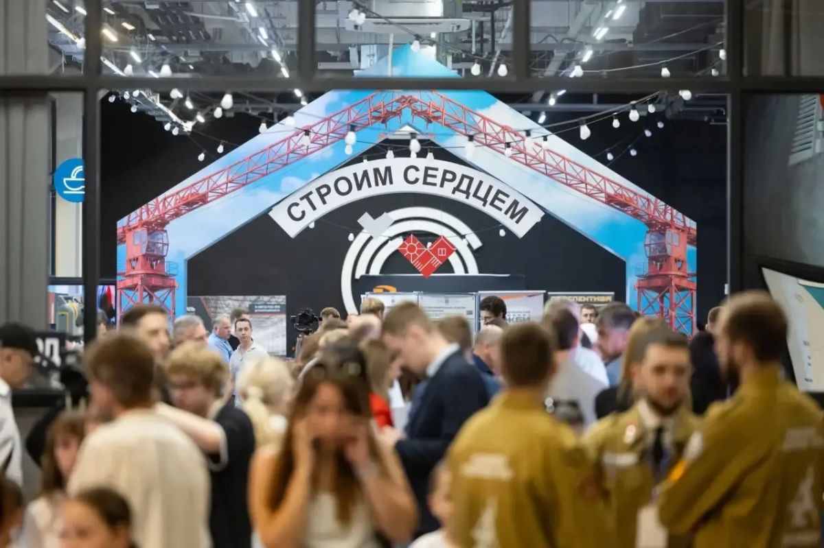 Дмитрий Миляев: Строители создают историю Тульского края Дмитрий Миляев: Строители создают историю Тульского края