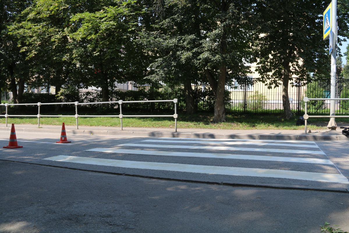 В Туле продолжают обновлять дорожную разметку В Туле продолжают обновлять дорожную разметку