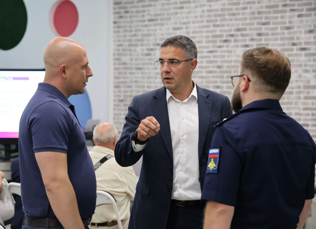 В молодежном многопрофильном центре «Родина» состоялось расширенное заседание координационного совета территориального общественного самоуправления муниципального образования город Тула В молодежном многопрофильном центре «Родина» состоялось расширенное заседание координационного совета территориального общественного самоуправления муниципального образования город Тула
