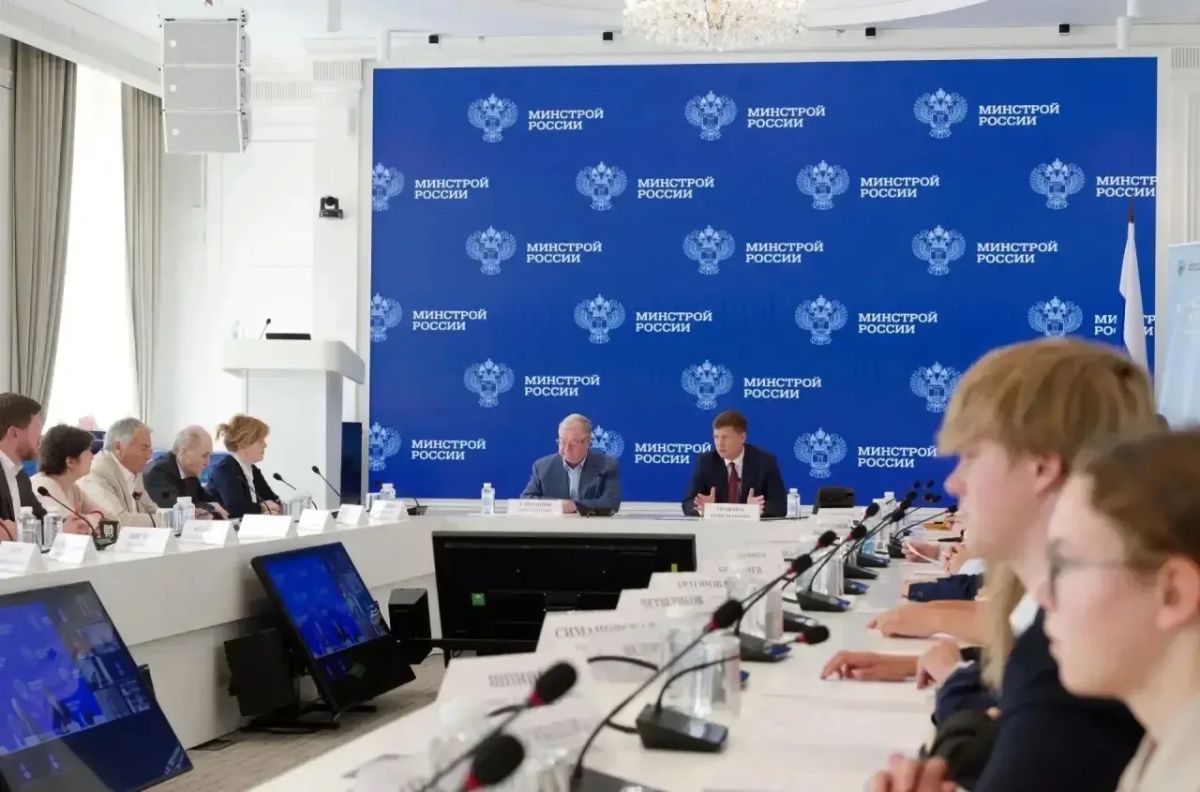 Дмитрий Миляев: Школьник из Тульской области стал победителем федерального конкурса «Спроси строителя — 2026» Дмитрий Миляев: Школьник из Тульской области стал победителем федерального конкурса «Спроси строителя — 2026»