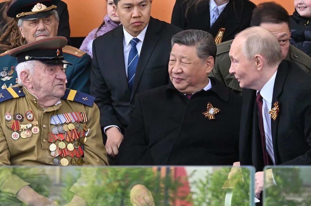 Владимир Путин поздравил почетного гражданина Киреевского района Евгения Знаменского со 101-летием