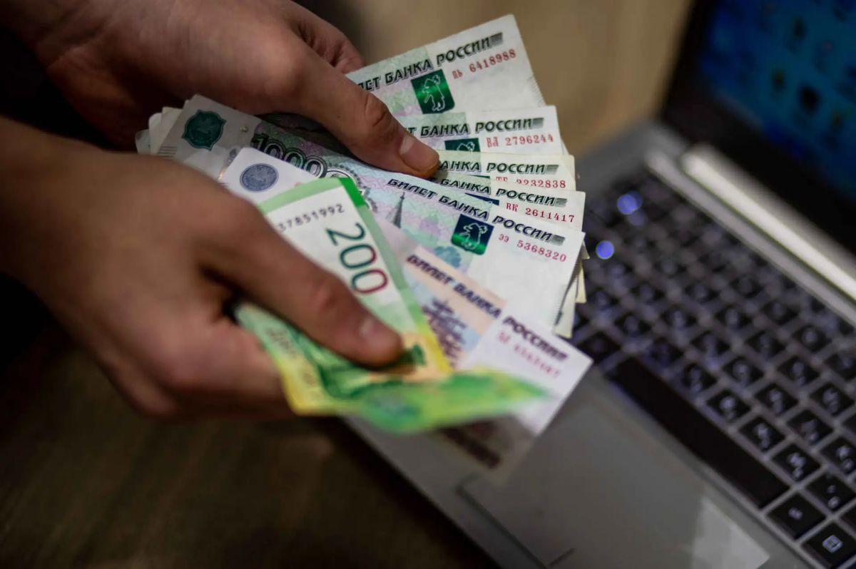 Тулячке вернут более 500 тысяч рублей за непоставленную кухню