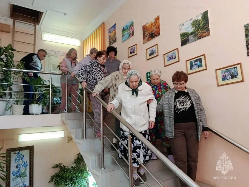 В «Комплексном центре социального обслуживания» прошла учебно-тренировочная эвакуация В «Комплексном центре социального обслуживания» прошла учебно-тренировочная эвакуация
