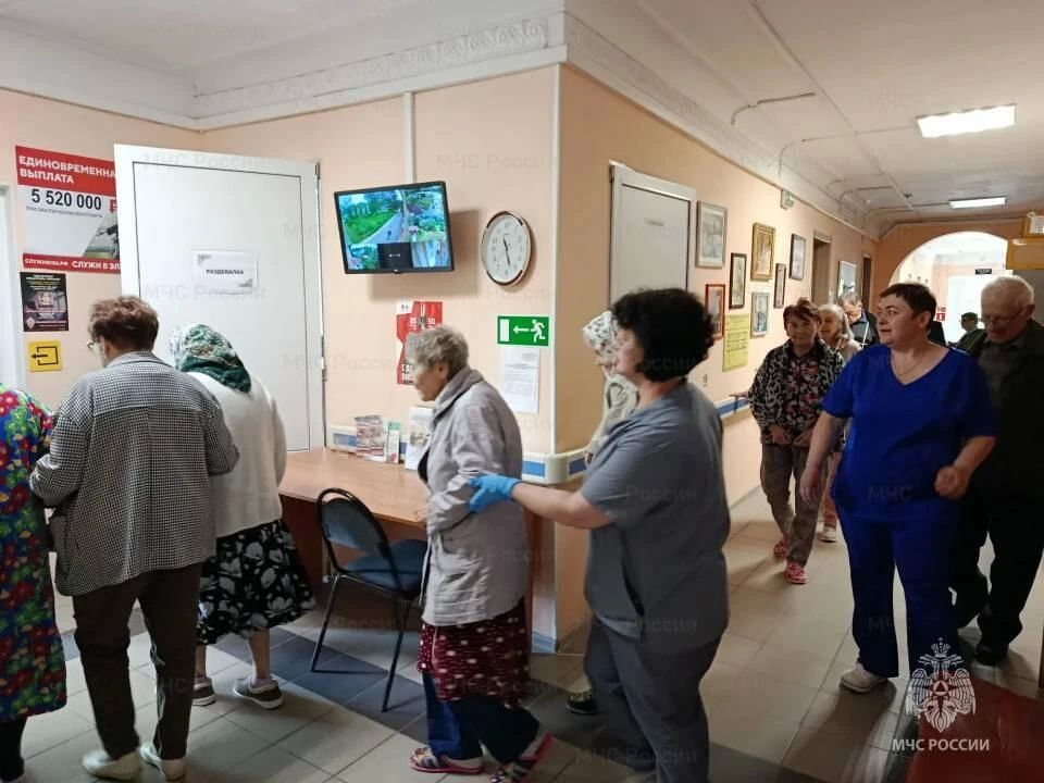В «Комплексном центре социального обслуживания» прошла учебно-тренировочная эвакуация В «Комплексном центре социального обслуживания» прошла учебно-тренировочная эвакуация