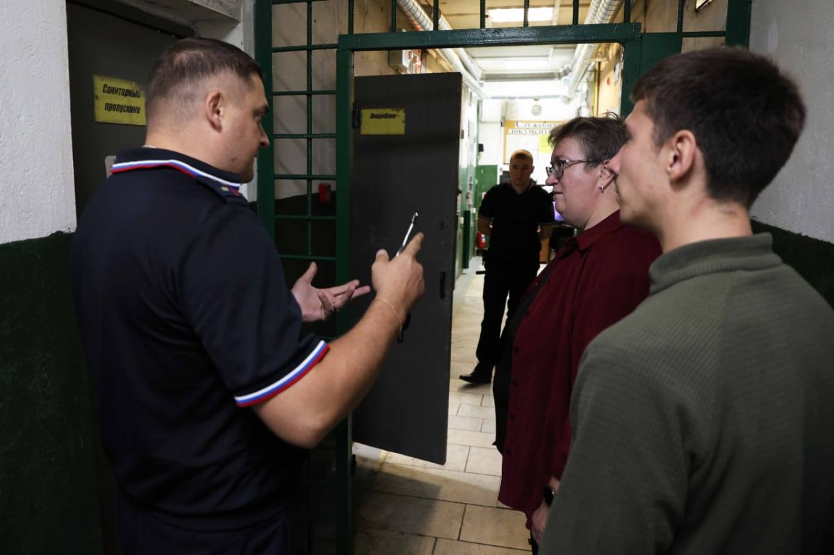 В Тульской области общественники проверили работу ОМВД России «Венёвский» в рамках акции «Гражданский мониторинг» В Тульской области общественники проверили работу ОМВД России «Венёвский» в рамках акции «Гражданский мониторинг»