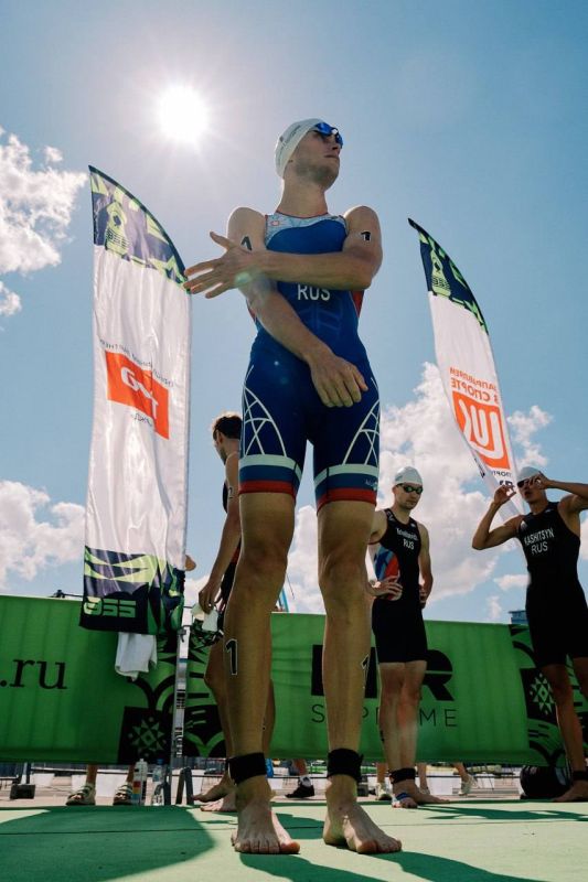Михаил Дегтярёв: Исполком World Triathlon принял решение о полноценном допуске сборной России по триатлону: наши атлеты смогут выступать в национальной форме, под флагом России, а в случае победы будет звучать российский гимн Михаил Дегтярёв: Исполком World Triathlon принял решение о полноценном допуске сборной России по триатлону: наши атлеты смогут выступать в национальной форме, под флагом России, а в случае победы будет звучать российский гимн