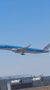 ������ ������� Airbus A350-941 ������������ KLM � ��������������� ������� F-WZNM �������� � ������ �� ��������� ������ �� ������� � �������� ���� ������ �����, ��� �������� ������ ����� � �������� ���������� �����...