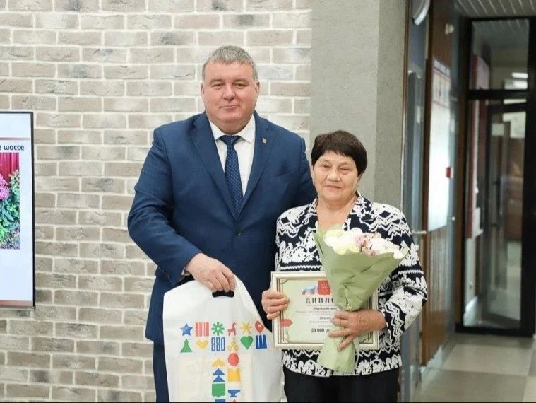 Илья Беспалов: Встретился с победителями конкурса «Красивый город» Илья Беспалов: Встретился с победителями конкурса «Красивый город»