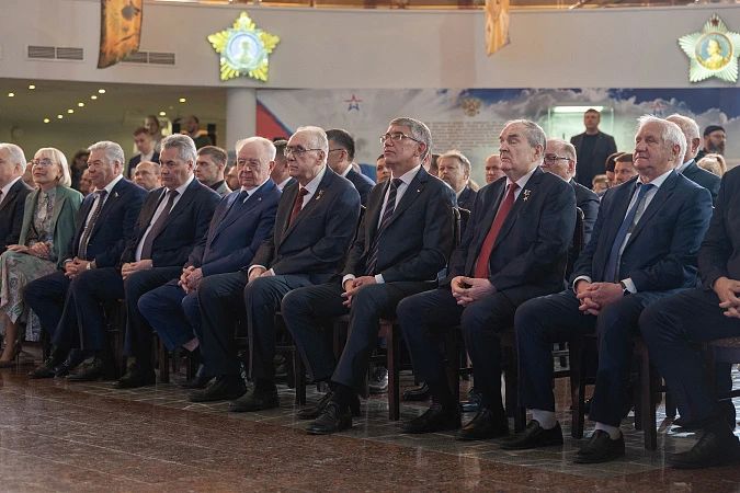 В музее оружия прошло торжественное собрание в честь Дня оружейника
