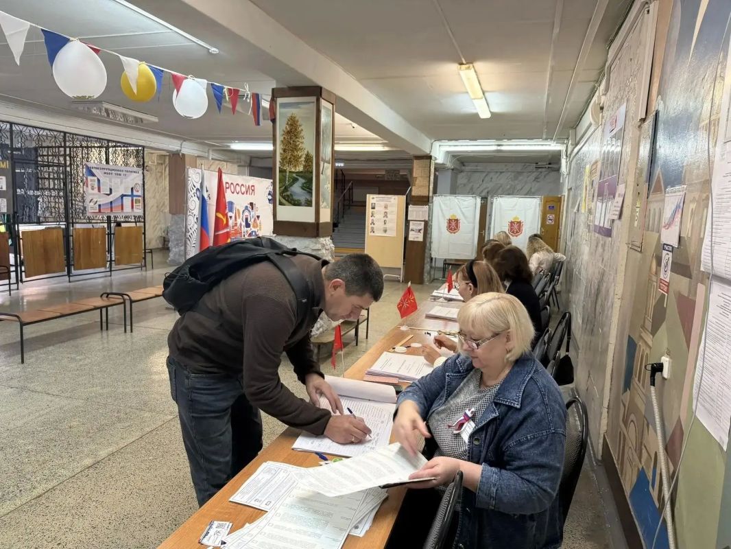 В Тульской области явка избирателей на 12.00 воскресенья составила 41,1% В Тульской области явка избирателей на 12.00 воскресенья составила 41,1%