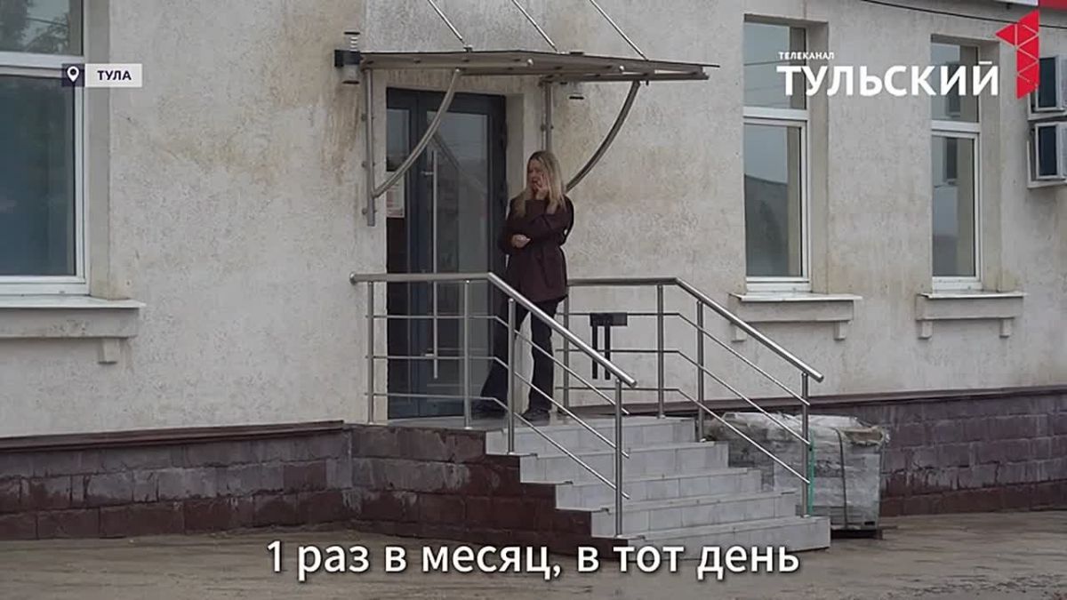 В двухэтажке в Туле после протечек обрушился потолок