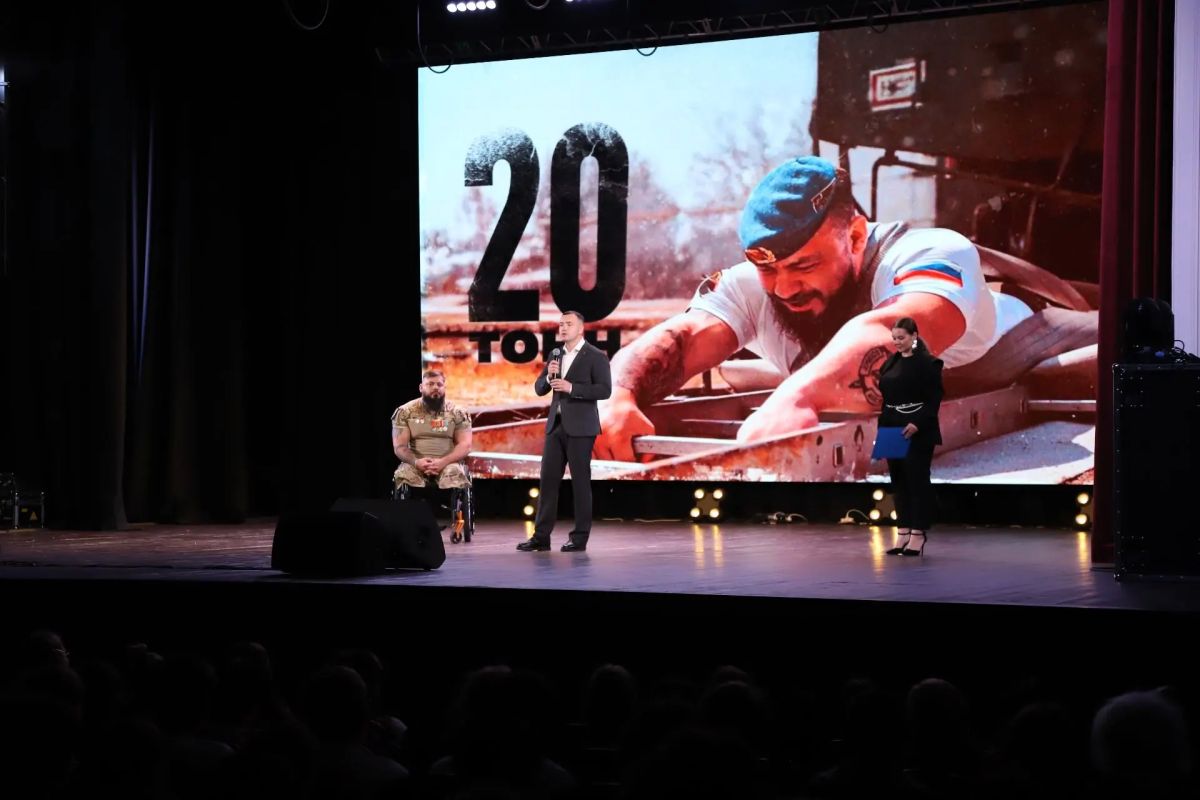 Евгений Смолянинов побывал на открытом показе фильма «20 ТОНН»