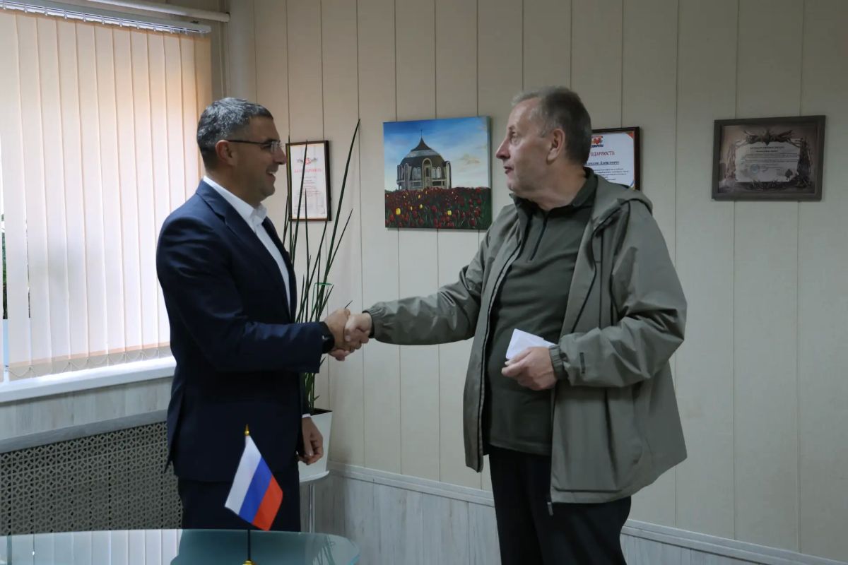 Алексей Эрк провел прием граждан Алексей Эрк провел прием граждан