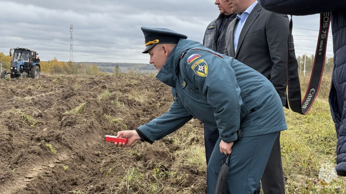 Профилактика прежде всего: сотрудники МЧС России проверяют готовность населенных пунктов к пожароопасному сезону Профилактика прежде всего: сотрудники МЧС России проверяют готовность населенных пунктов к пожароопасному сезону