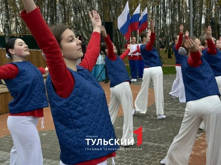 Детский парк «Связь поколений» открыли в Суворове