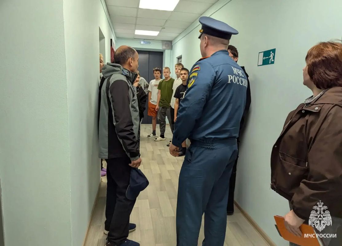 В образовательных учреждениях Тульской области прошли тренировочные эвакуации В образовательных учреждениях Тульской области прошли тренировочные эвакуации