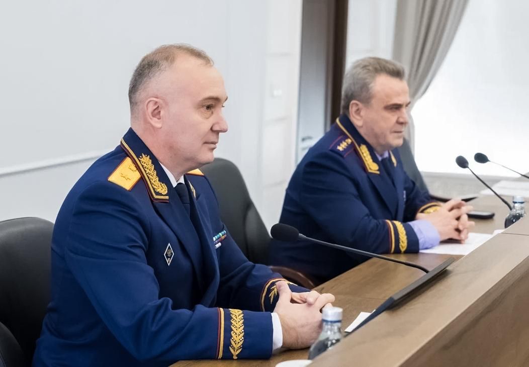 Заместитель Председателя Следственного комитета Российской Федерации наградил отличившихся сотрудников следственного управления по Тульской области Заместитель Председателя Следственного комитета Российской Федерации наградил отличившихся сотрудников следственного управления по Тульской области