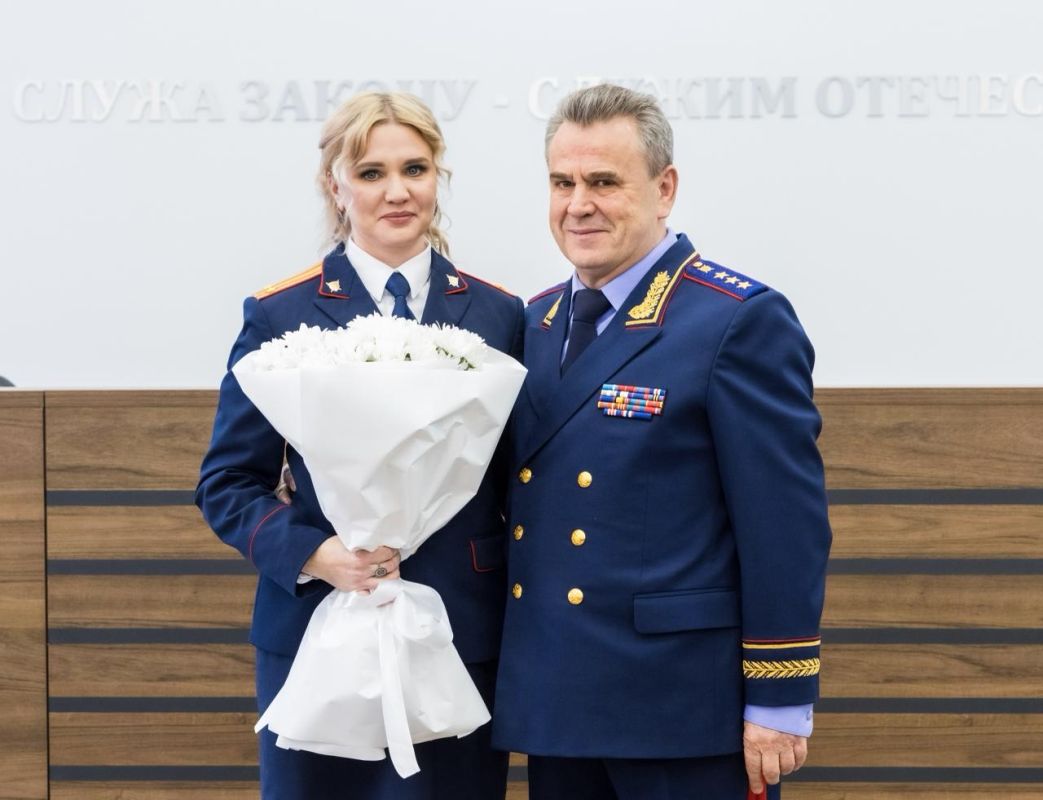 Заместитель Председателя Следственного комитета Российской Федерации наградил отличившихся сотрудников следственного управления по Тульской области Заместитель Председателя Следственного комитета Российской Федерации наградил отличившихся сотрудников следственного управления по Тульской области