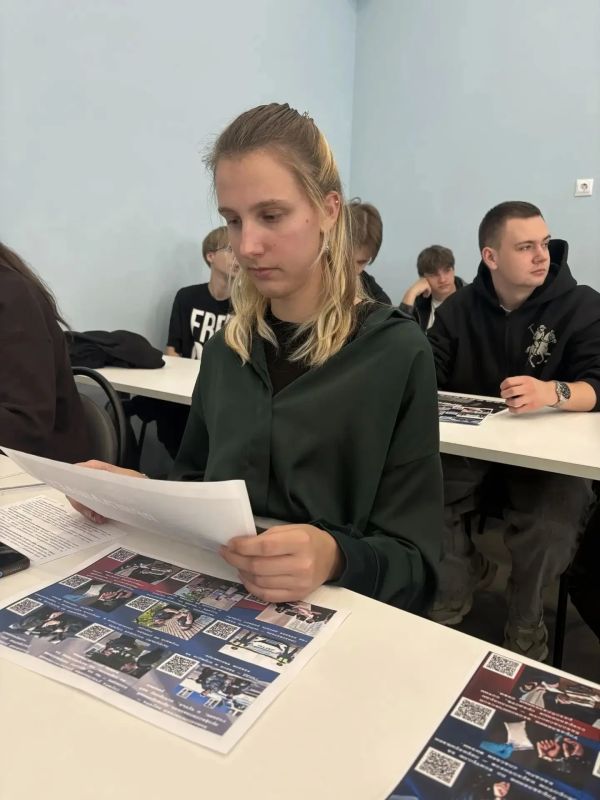 Тульские полицейские совместно с общественниками провели профориентационное мероприятие для студентов ТГПУ им. Л.Н. Толстого